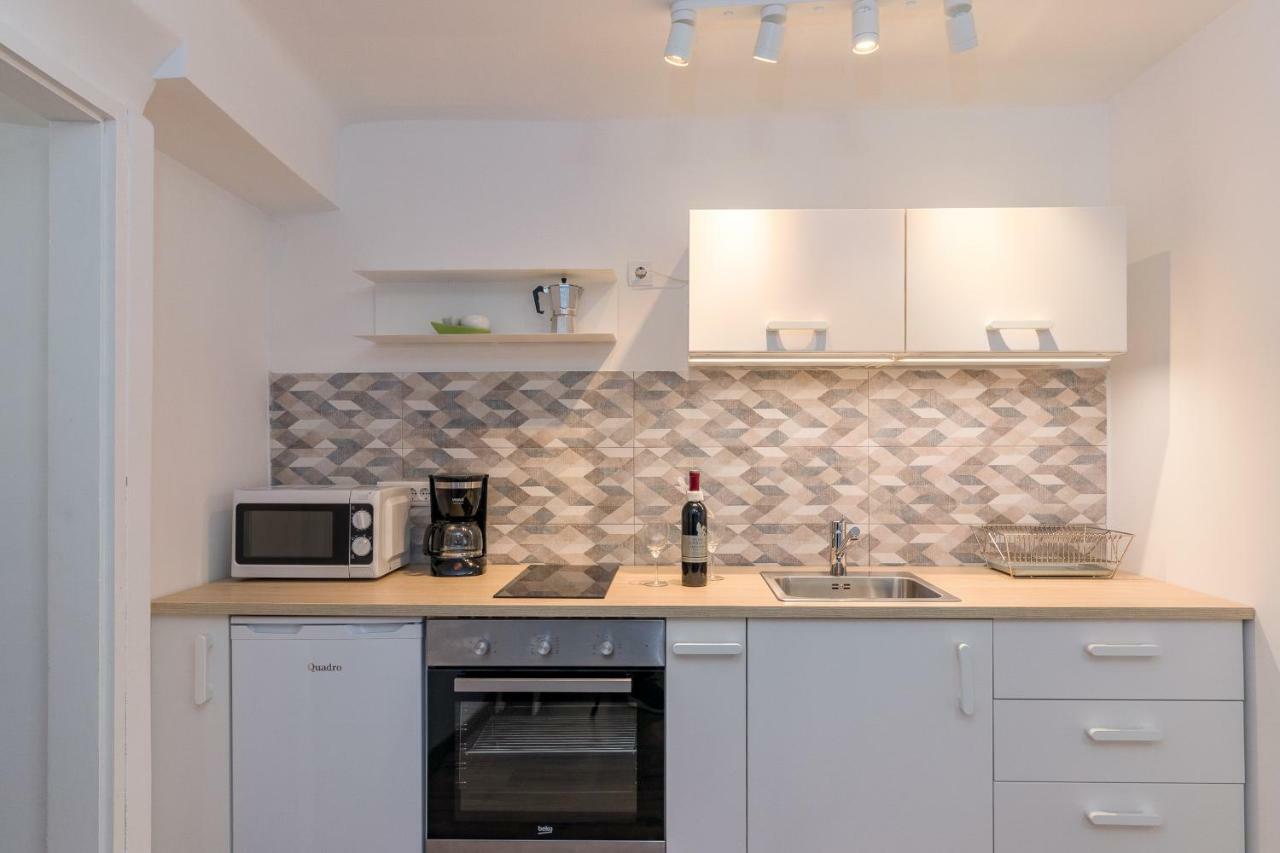 Central New Apartment Nonna Mara Rovinj Exterior photo