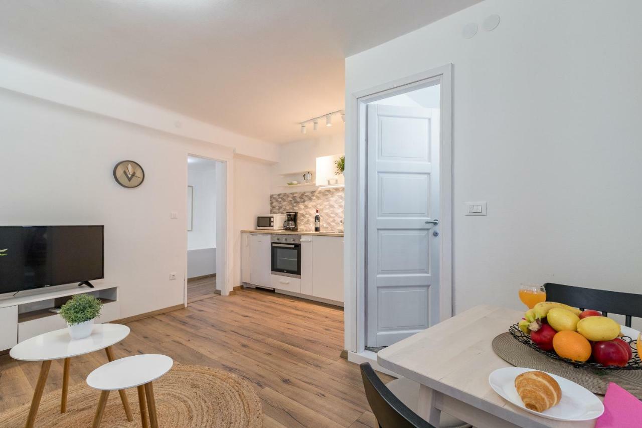 Central New Apartment Nonna Mara Rovinj Exterior photo